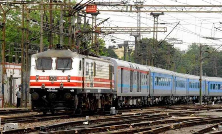 हनुमान-जयंती-मेला-2025-के-अवसर-पर-भोपाल-–-इटावा-–-भोपाल-के-बीच-अनारक्षित-मेला-स्पेशल-ट्रेन-का-संचालन