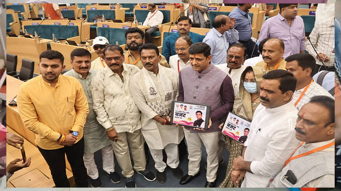 इंदौर-के-नगर-निगम-का-बजट-पेश,-बनेंगी-33-नई-सड़कें,-हर-वार्ड-में-खुलेगी-योग-शाला