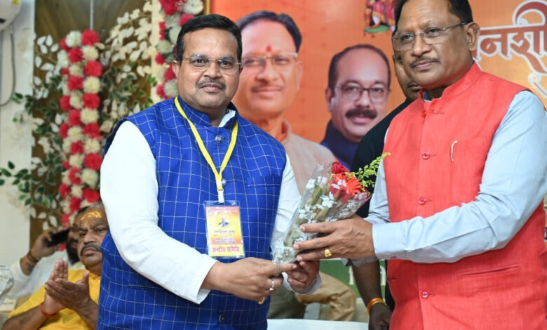 दान-धर्म-और-परोपकार-दाऊ-अग्रवाल-समाज-के-स्वभाव-में-है-विष्णुदेव-साय-जी