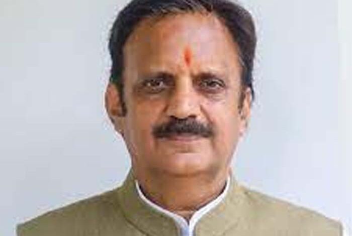 भगवान-महावीर-का-जीवन-मानवता-के-कल्याण-और-समाज-में-नैतिक-मूल्यों-की-स्थापना-के-लिए-प्रेरणास्त्रोत:-उप-मुख्यमंत्री