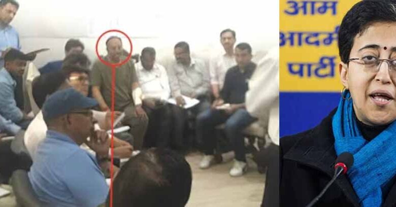 दिल्ली-सरकार-सीएम-रेखा-गुप्ता-नहीं-बल्कि-उनके-पति-मनीष-गुप्ता-चला-रहे:-आतिशी