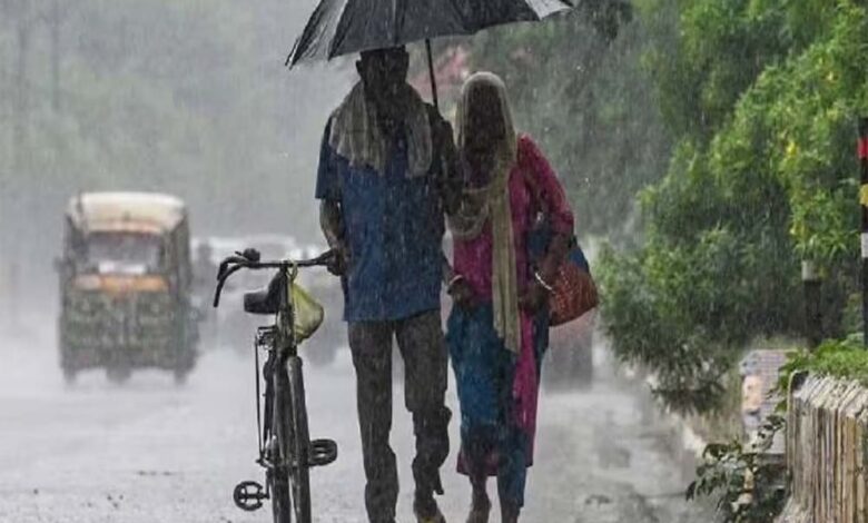 देशभर-में-पड़-रही-गर्मी-के-बीच-उत्तर-भारत-के-कई-राज्यों-में-मौसम-ने-करवट-ली,-70-की-स्पीड-से-चलेंगी-तेज-हवाएं