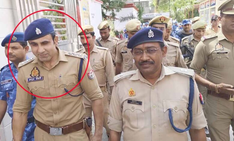 साल-में-52-जुमे-वाले-बयान-पर-संभल-के-सीओ-अनुज-चौधरी-को-क्लीन-चिट