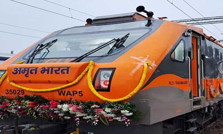 भारतीय-रेलवे-में-क्रांति:-अमृत-भारत-ट्रेन-के-साथ-आरामदायक-और-सुरक्षित-यात्रा-का-नया-युग