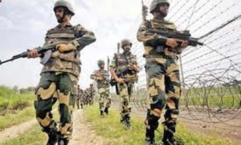 पाक-रेंजर्स-की-टीम-ने-जवान-को-पकड़ा,-रात-में-ही-हुई-दोनों-देशों-की-फ्लैग-मीटिंग,-लौटाने-से-किया-इनकार
