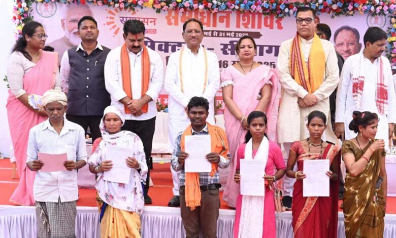 मुख्यमंत्री-सीतागांव-ने-132-केवी-सब-स्टेशन,-प्राथमिक-स्वास्थ्य-केंद्र-उन्नयन,-हायर-सेकेंडरी-स्कूल-उन्नयन-की-घोषणाएं