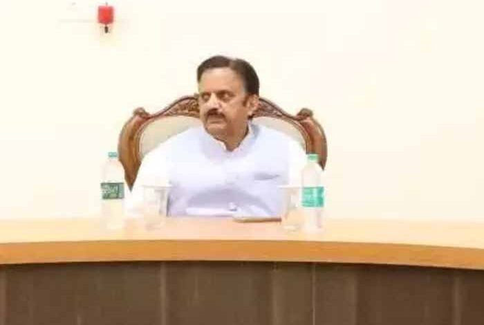 राजेन्द्र-शुक्ल-ने-कहा-रीवा-शहर-में-निर्माणाधीन-विकास-कार्यों-को-पूर्ण-गुणवत्ता-के-साथ-समय-सीमा-में-पूरा-कराया-जाए