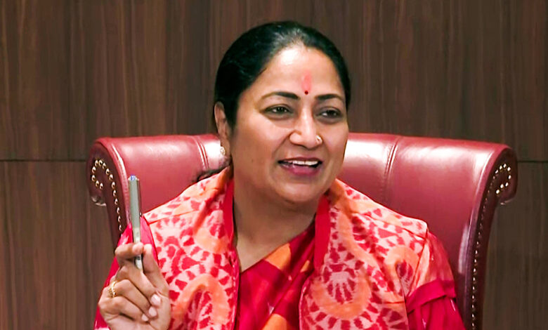 रेखा-गुप्ता-सरकार-का-बड़ा-फैसला,-दिल्ली-में-विधायक-निधि-में-बड़ी-कटौती,-15-करोड़-से-घटाकर-5-करोड़-की-गई