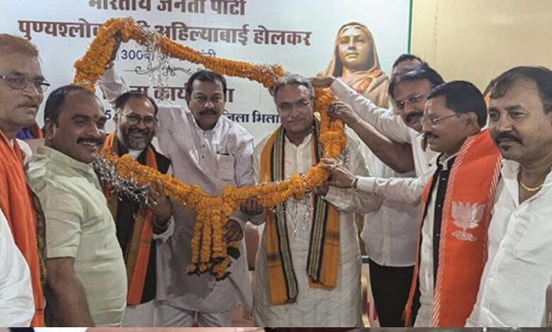 धमतरी-:-राष्ट्रीय-डेंगू-दिवस-पर-निकाली-गई-जनजागरूकता-रैली